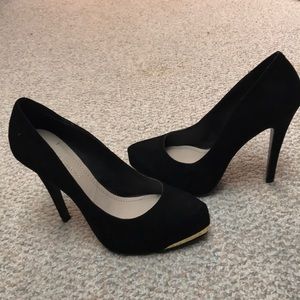 BCBG Generation suede pumps
